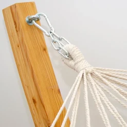 AMANKA 200x120 beige hangmat met houten frame