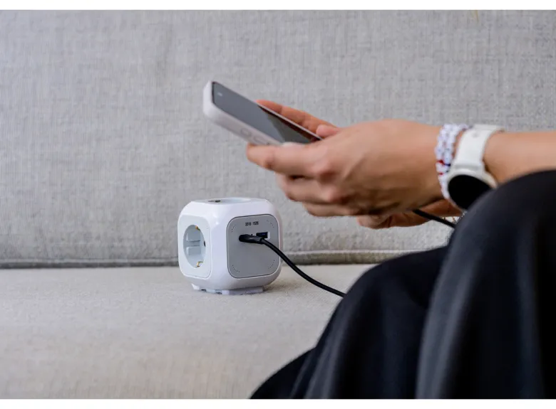 Brennenstuhl ALEA-Power 4-voudige stekkerdoos met USB-A & C aansluiting