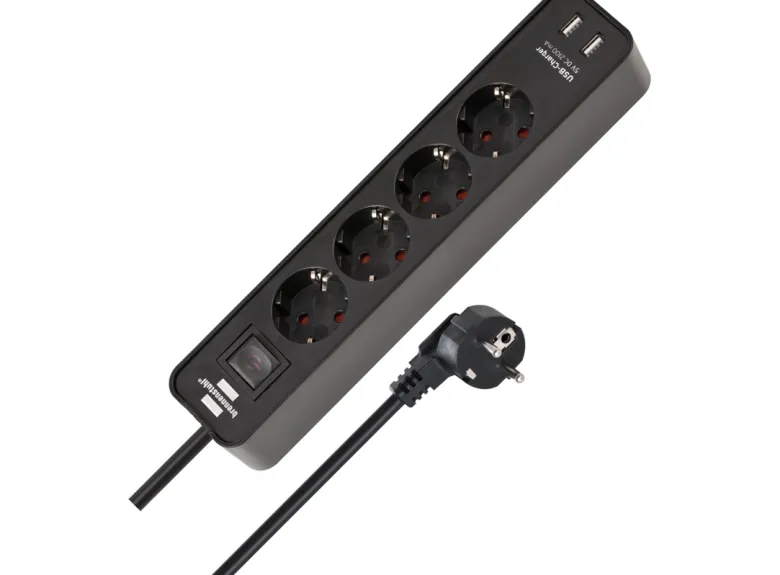 Brennenstuhl Ecolor 4-voudige en 2x USB stekkerdoos