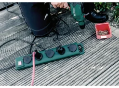 Brennenstuhl 5 meter lange 5-voudige outdoor stekkerdoos