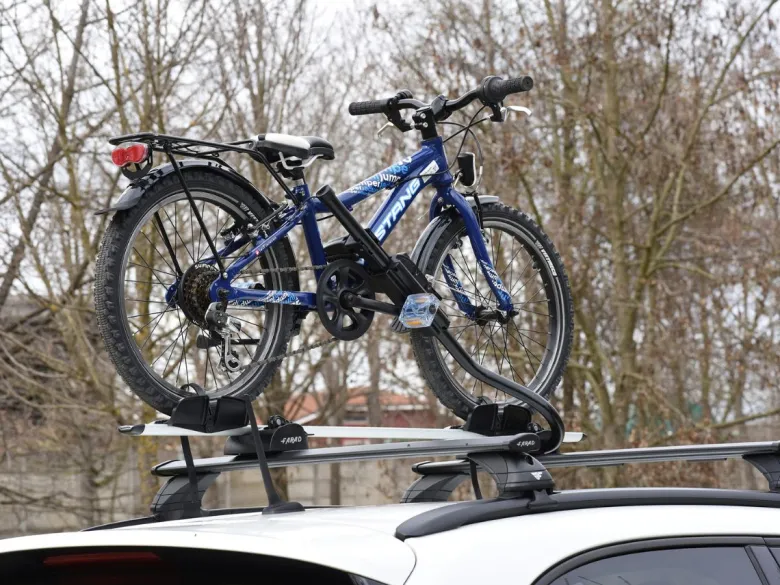 Farad Pesio T-adaper fietsendrager - Black
