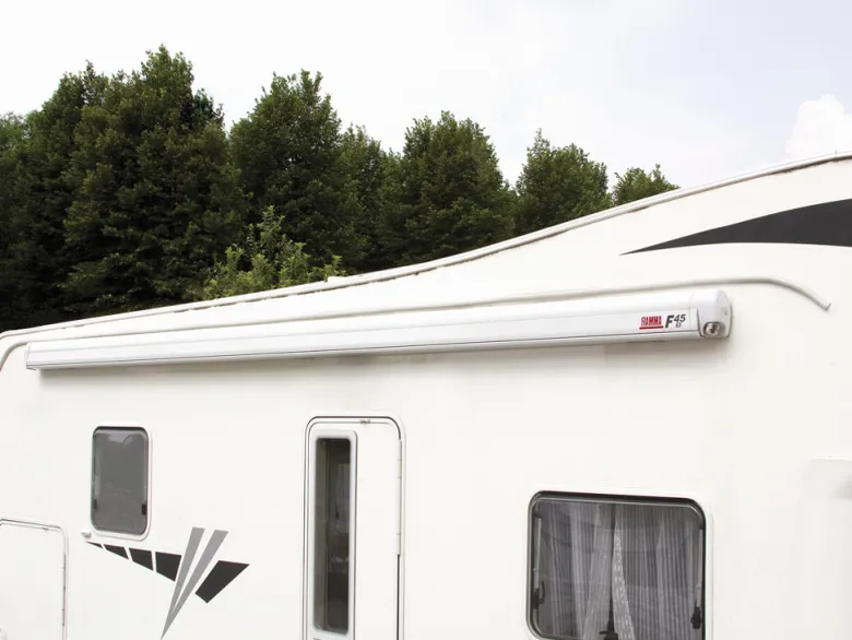 Fiamma Drip Stop regengoot wit 300 cm