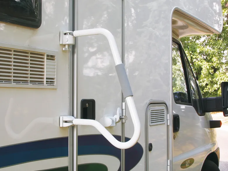 Fiamma Security 46 Pro instapbeugel