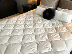 HappyBed Taupe dekbed - 200 x 200 cm