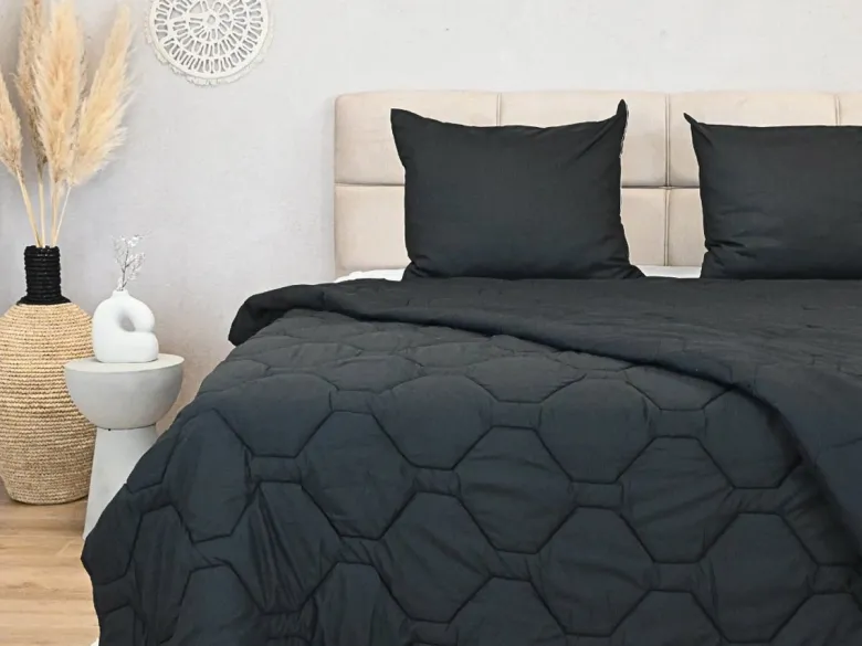 HappyBed Zwart All year dekbed - 200x200 cm