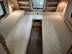 Hobby De Luxe 495 UL 2023 caravan