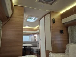 Hobby De Luxe 495 UL 2023 caravan