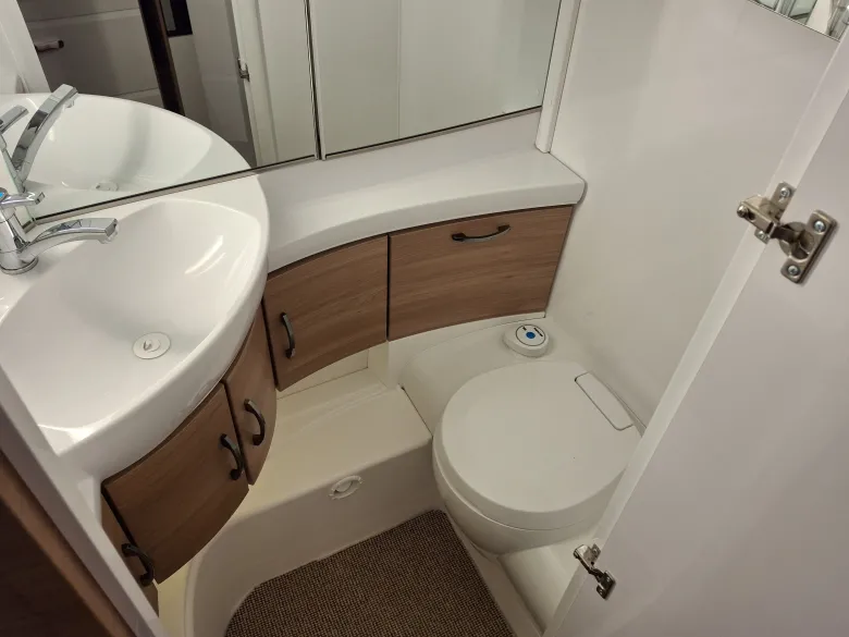 Hobby De Luxe 495 UL 2023 caravan