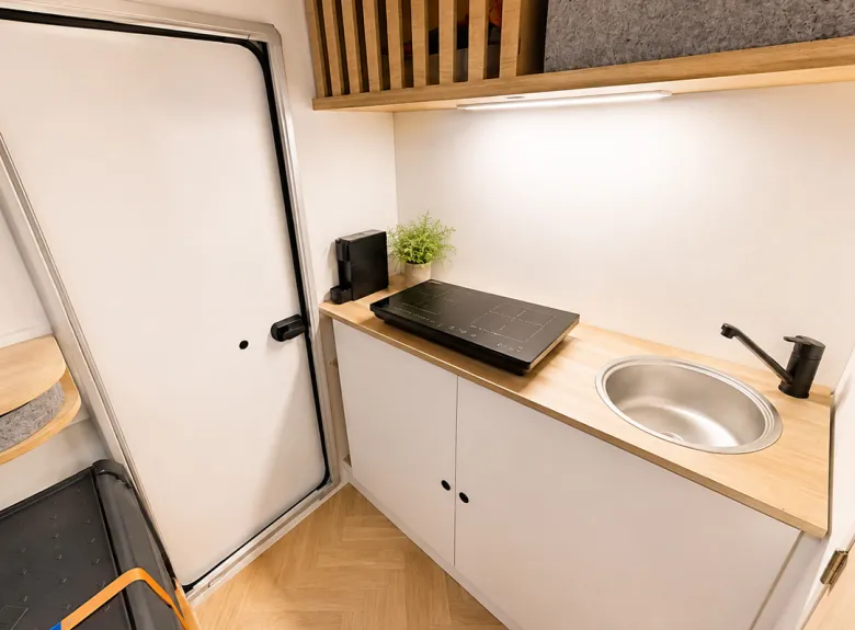 LMC Edero 350 D 2027 caravan
