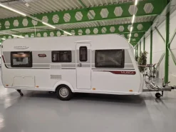 LMC Musica 490 E 2013 caravan