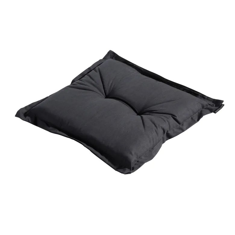 Madison Basic Black 50x50 Zitkussen