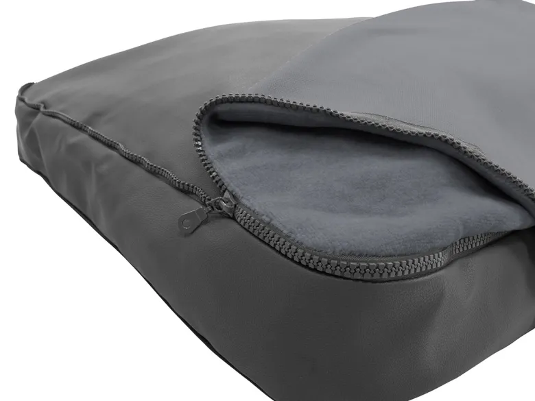 Madison 100 x 70 Skai leather outdoor hondenkussen