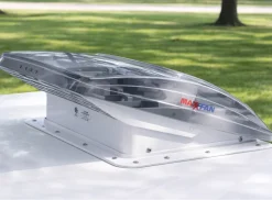 Maxxfan Deluxe 40 x 40 dakluik met ventilator - transparent