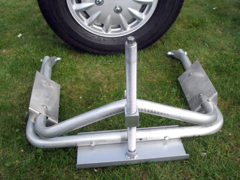 Milenco aluminium leveller