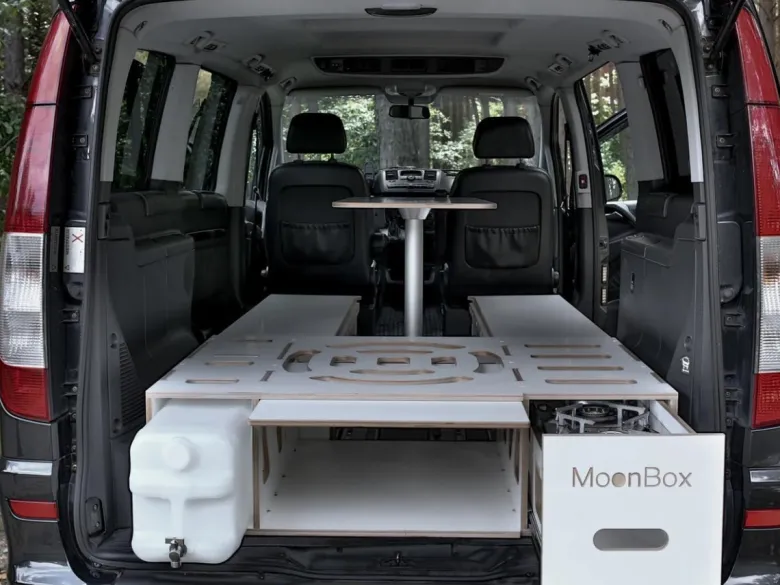 Moonbox bestelbus/bus 115cm White kampeerbox met tafel
