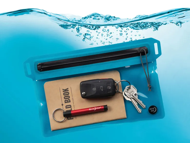Nite Ize RunOff Waterbestendige reistas Blauw S