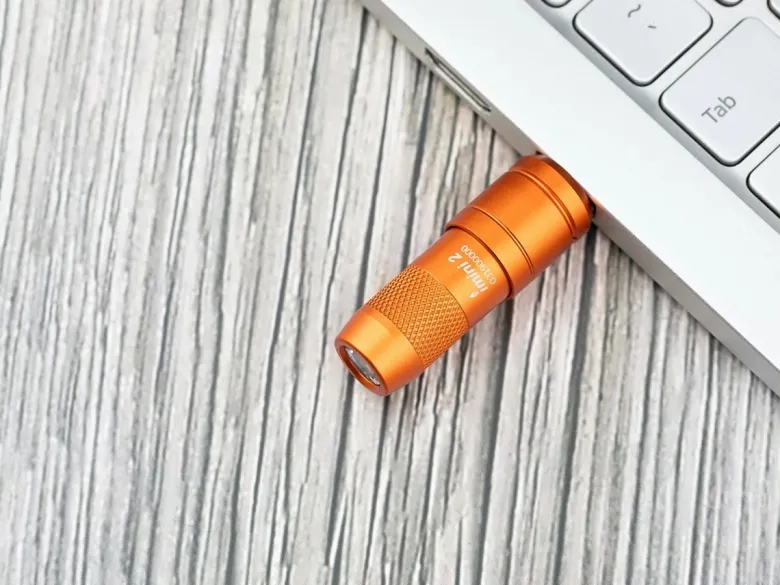 Olight Imini 2 zaklamp - Orange