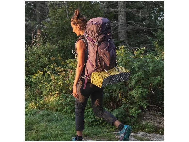 Osprey Aura AG 50L WM/L backpack - Antidote Purple