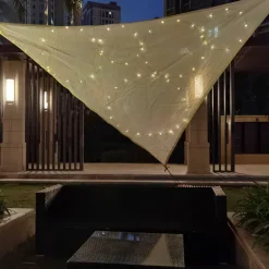 Outdoor 3 x 3 x 3 white LED verlicht schaduwdoek