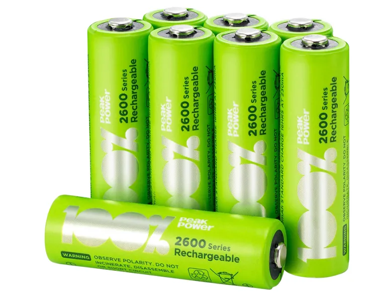 100%PeakPower set van 8 AA Oplaadbare batterijen