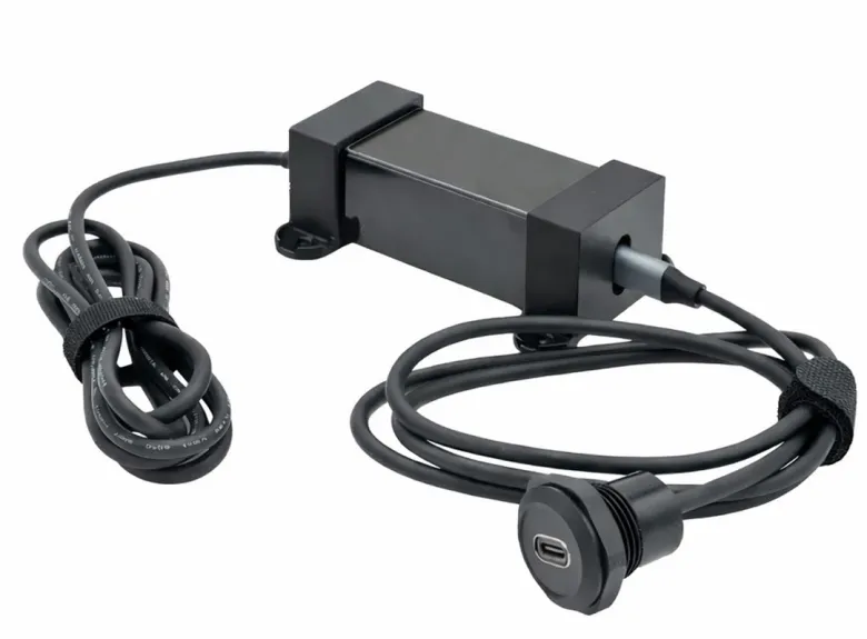 Pekaway MB-10 100W 12/24V naar USB-C inbouwlader - rond kunststof zwart