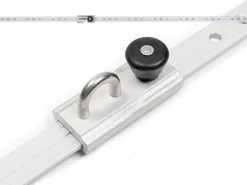 Platinum rail met oog