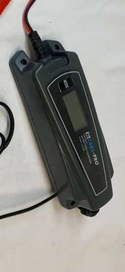 Pro-user EBC4000 acculader