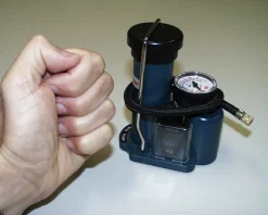 Repusel mini voet fietspomp met drukmeter
