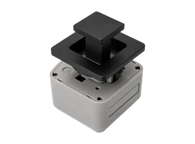 R-Evolution vierkant push lock - black