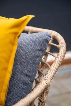 Ronde 4-persoons tuinset - Edison tafel - 4 Margriet stoelen
