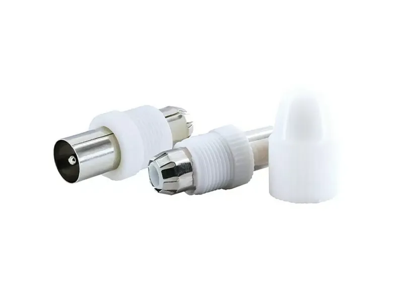Schwaiger IEC stekkerset