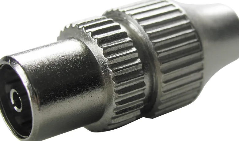 Schwaiger KST52 set van 10 IEC coax stekkers