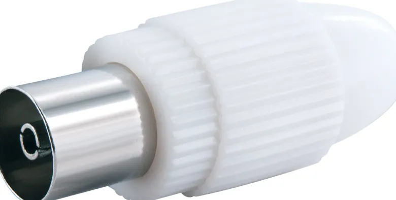 Schwaiger KST21 601 4 x IEC aansluiting