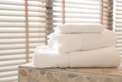 The One Towelling Hotel Gastendoek - White
