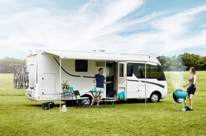 Thule Omnistor 5200 alu 300 Sapphire Blue cassetteluifel