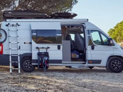 Thule Omnistor 6300 Ducato antraciet 375 cassetteluifel