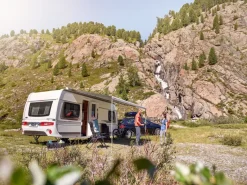 Thule Omnistor 6300 wit 260 Mystic Grey cassetteluifel
