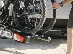 Thule VeloSwing buscamper zwenkbare trekhaak voor gebruik bij fietsendrager