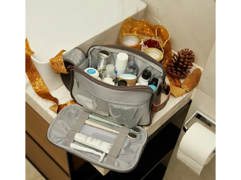 Travelhawk toilettas - Black