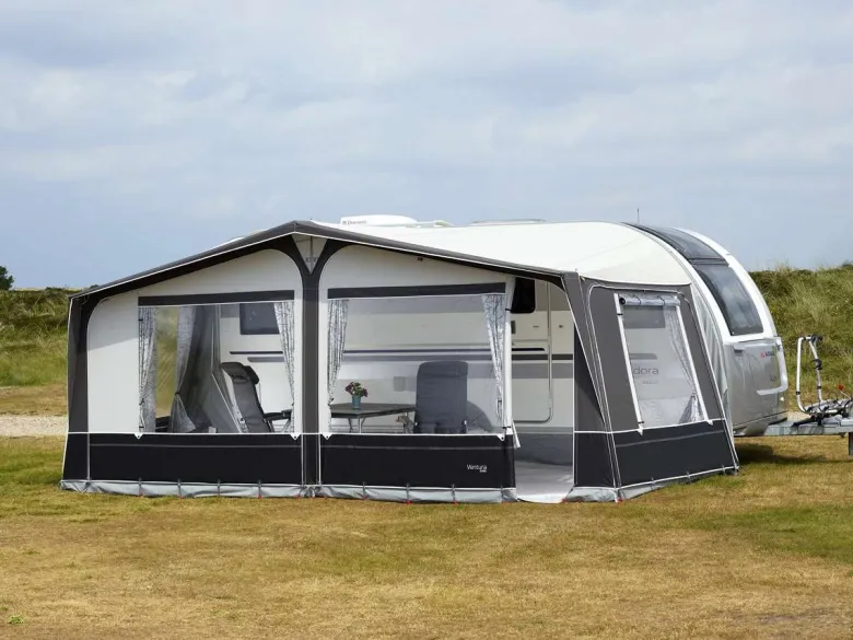 Ventura Pacific D300 G18/A962 (948 - 972 cm) caravanvoortent