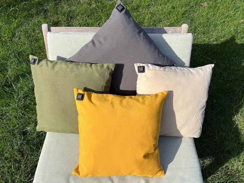 Warmpi® Outdoor verwarmd sierkussen - Beige